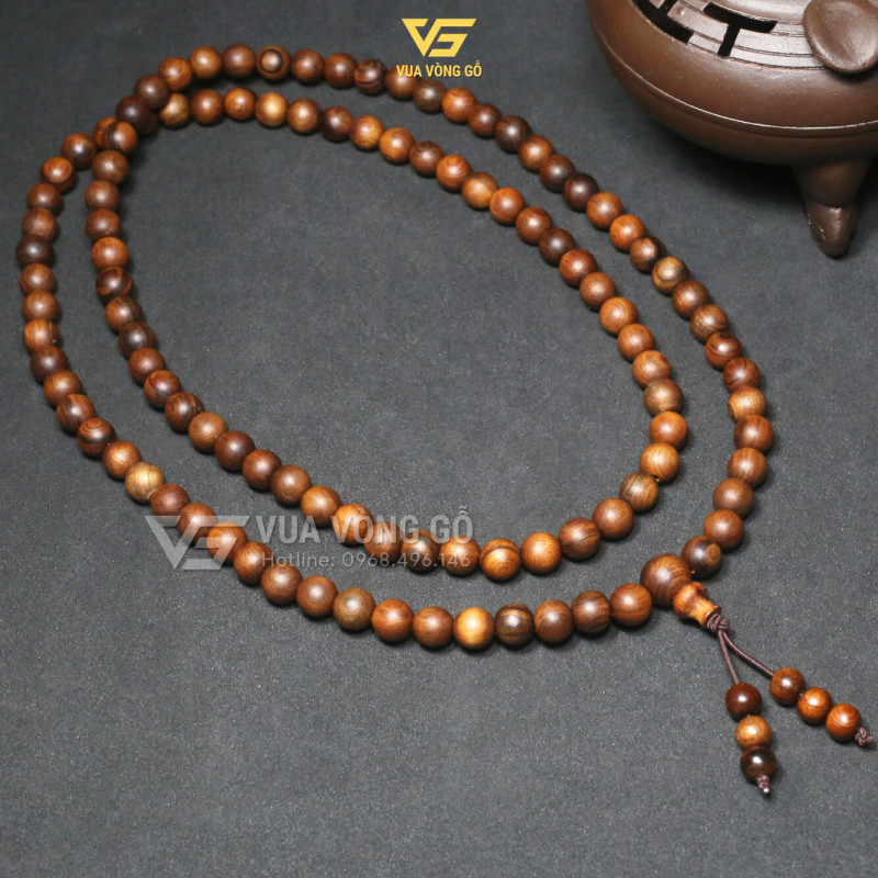 Phôi gốc rễ già Mộc Châu – gỗ chìm nước thật, không xử lý ép dầu, hương thơm đặc trưng tỏa nhẹ và bền mùi theo thời gian.