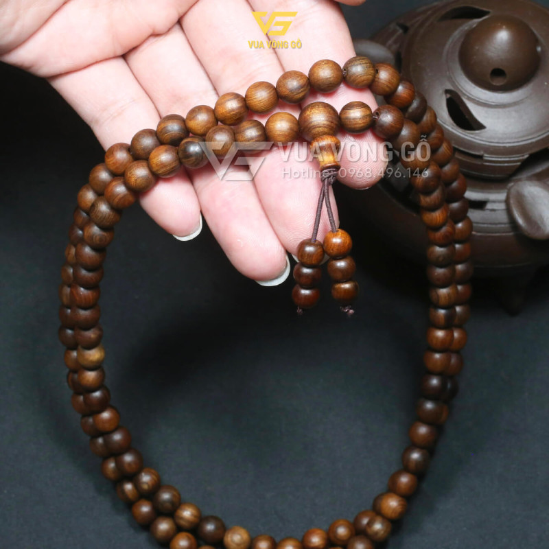Vòng gỗ Bách xanh Mộc Châu chìm nước size 6mm – nhẹ tay, phù hợp cho Nữ, mùi thơm dịu, đeo cổ tay nhiều vòng vẫn thanh thoát