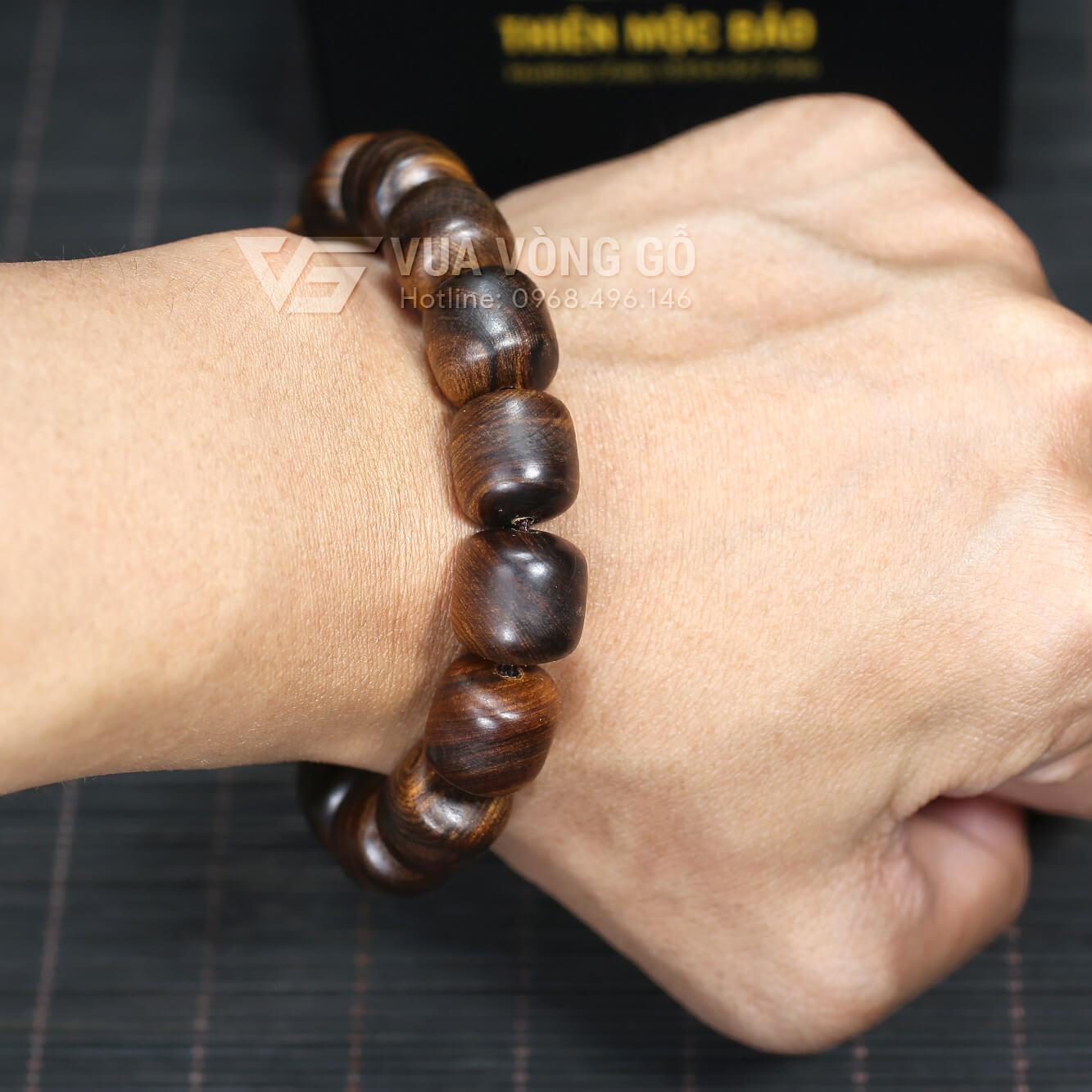 Vòng gỗ Bách xanh Lu Thống chìm nước | Vua Vòng Gỗ Vòng gỗ Bách Xanh Lu Thống để mộc tự nhiên, hương thơm dịu lan tỏa, phù hợp đeo hàng ngày hoặc thiền niệm