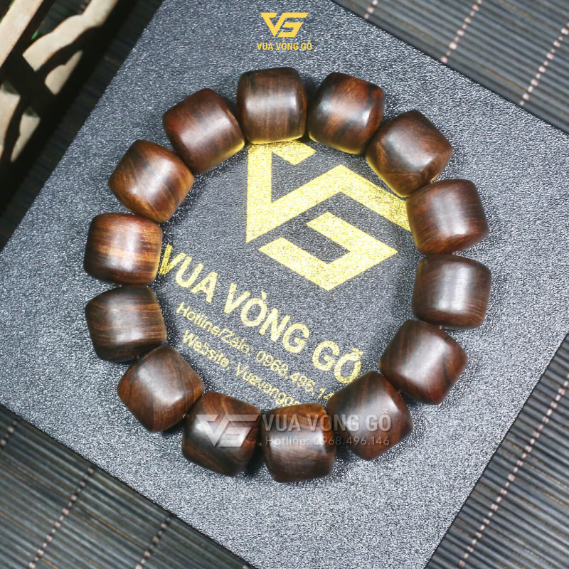 Vòng gỗ Bách Xanh Mộc Châu chìm nước loại tuyển chọn, gia công đúng phôi rễ già, không pha gỗ
