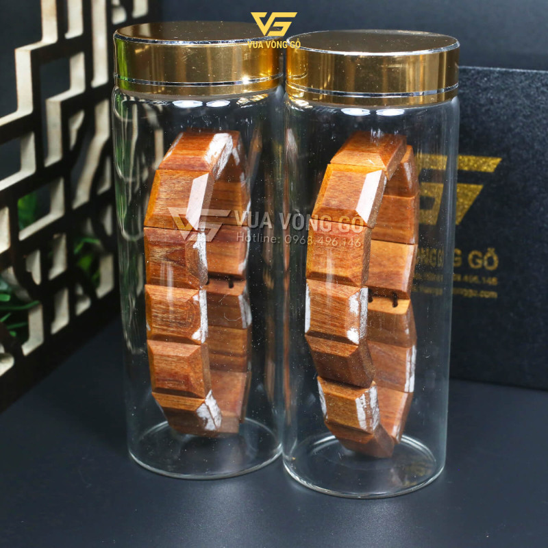 Vòng tay gỗ Hoàng Đàn tuyết để mộc, mùi hương gỗ đậm, hỗ trợ thư giãn tinh thần và an thần