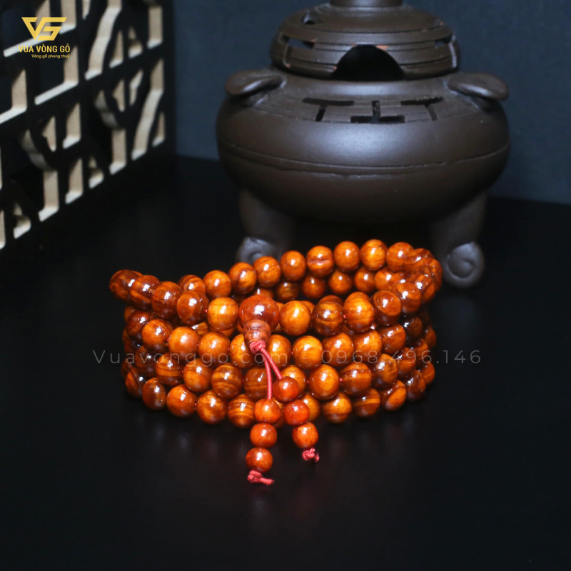 Vong-go-huyet-long-thau-quang-108-hat