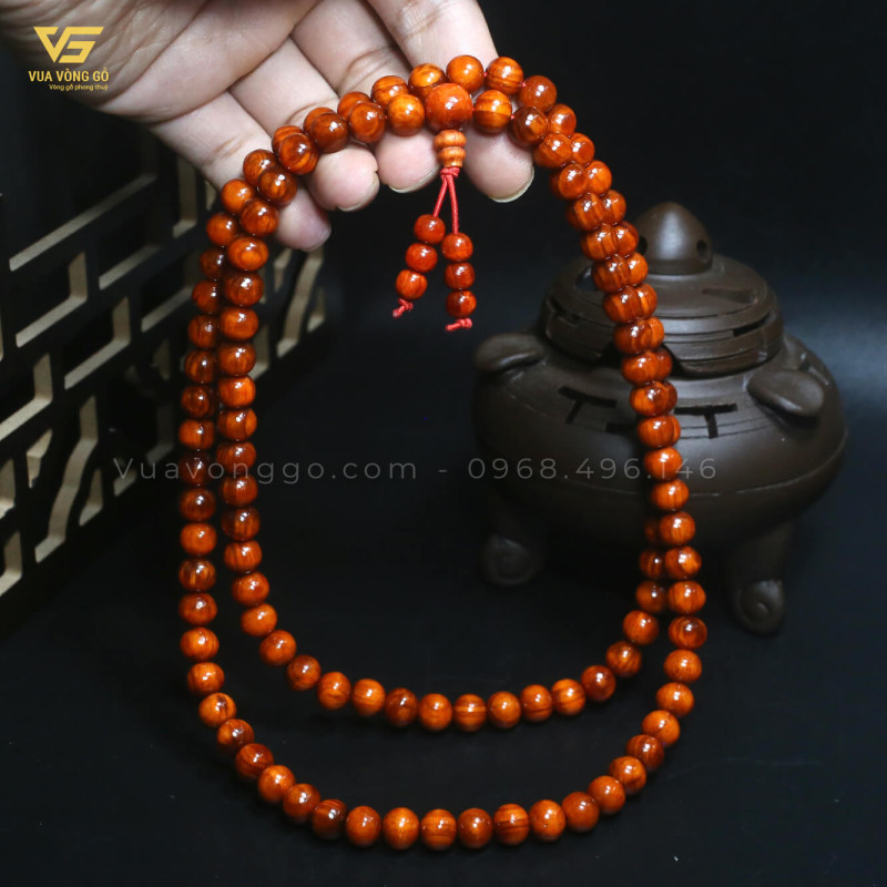 Vong-go-huyet-long-thau-quang-108-hat