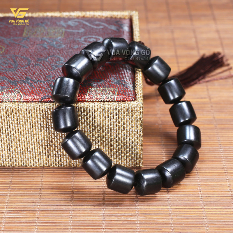 Vòng tay gỗ mun sừng phù hợp làm quà tặng
