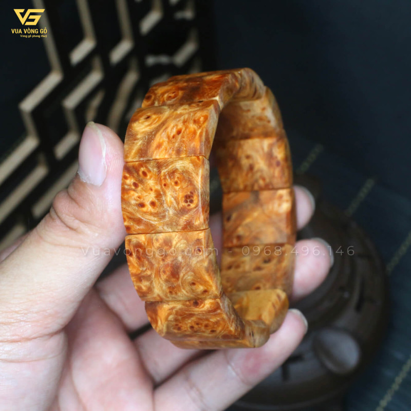 Vong-go-nu-huyet-long-ban-det