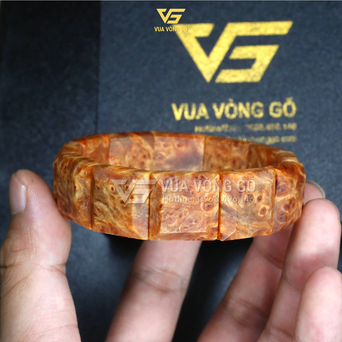 Vòng gỗ Nu Huyết Long Bản Lách Thấu Quang Chìm Nước | Vua Vòng Gỗ Vòng gỗ Huyết Long Bản lách thấu quang đỏ rực, Nu hoa dày, bản vuông cao cấp