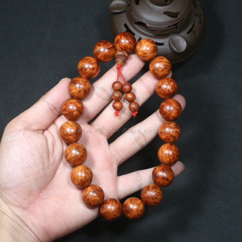 trang-18-hat-nu-huyet-long-niem-phat