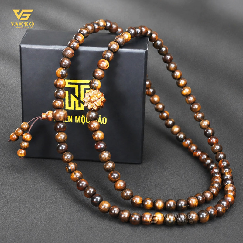 Vòng gỗ Bách Xanh Chìm Nước 108 hạt tròn, bề mặt để mộc 100%, không phủ PU hay đánh keo