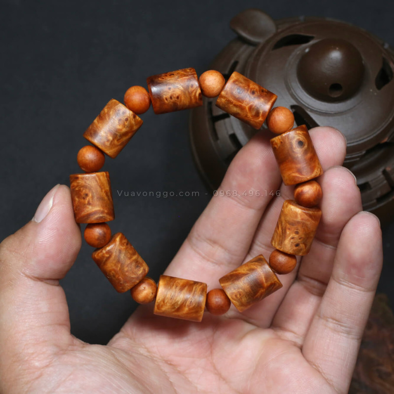 Vong-go-nu-huyet-long-dot-truc-12-li